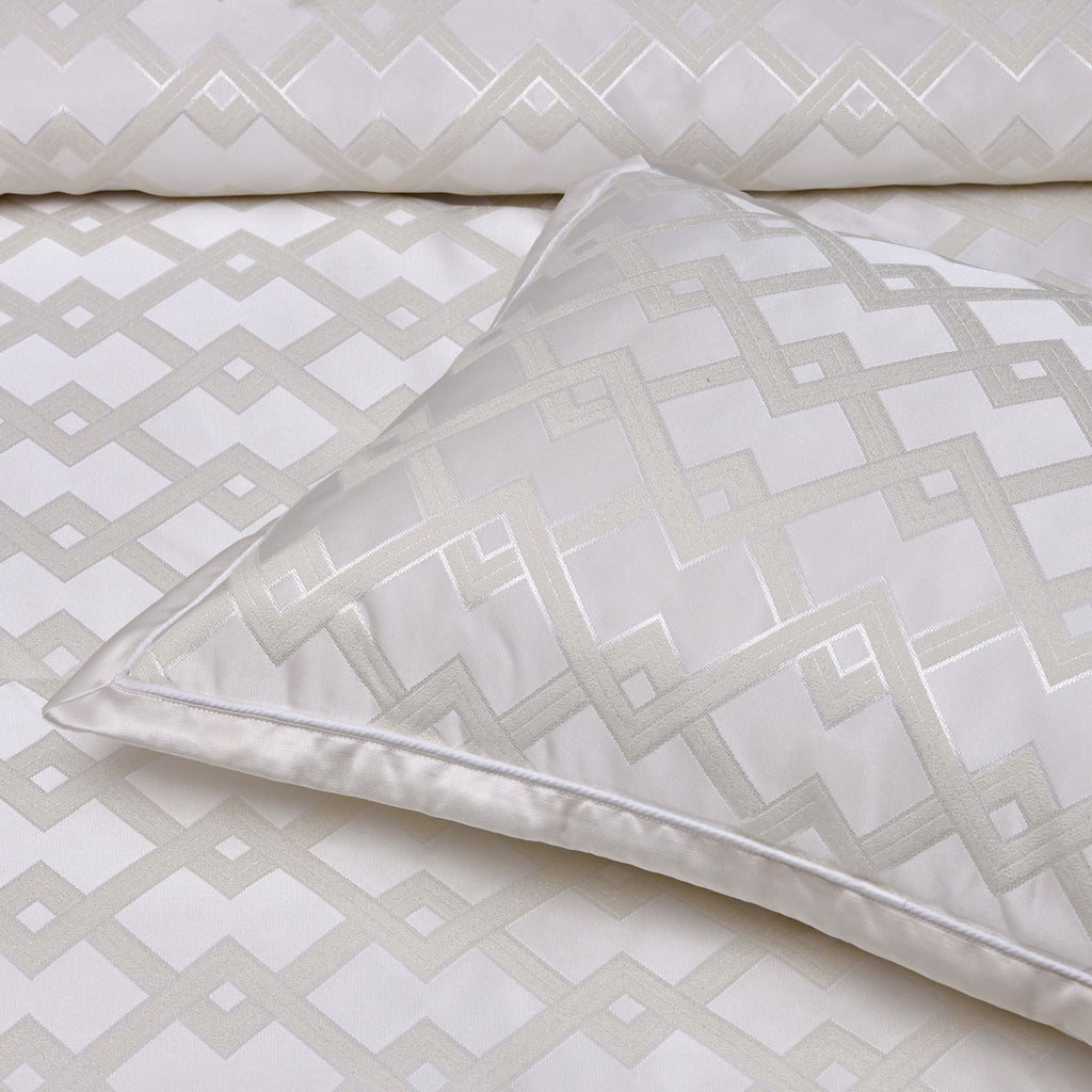 Bianca Firenze Pearl 6 Pcs Jacquard Geometric Comforter Set Super King
